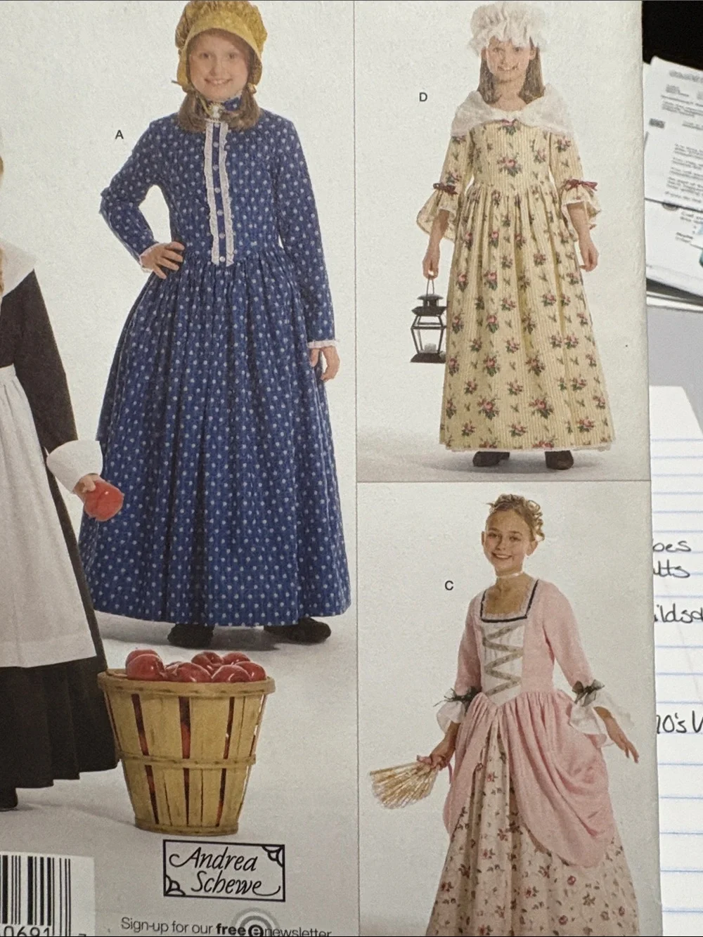 BN UNCUT SIMPLICITY 3725 HH Girls Costume Sewing Pattern